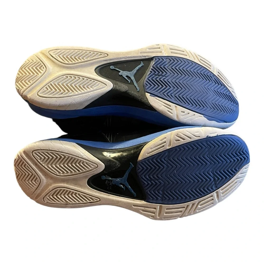 Nike Jordan Flywire (2012) Black and blue Basketball Sneakers Size: 10